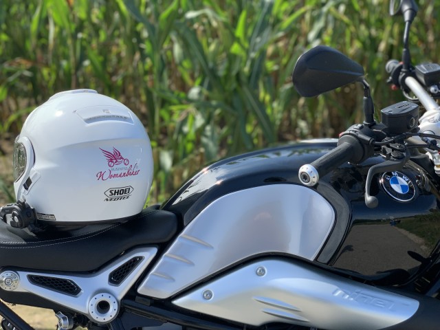 Aufkleber im klassischen Design, Chic for Motorrad & Helm 